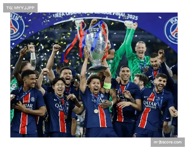 切尔西青春风暴：吉乌、埃斯特旺欧冠首秀即破门